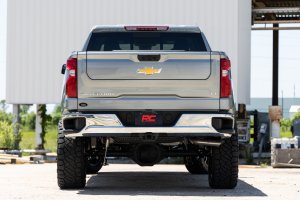 Chevrolet Silverado 1500 Suspension Lift Kit - Rough Country - M1 Struts/M1 - '19-'24